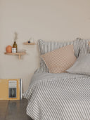 etagere en bois décorer mur